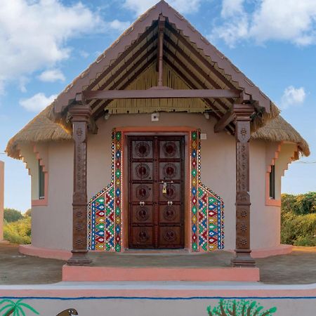 Dholavira Village Resort Esterno foto