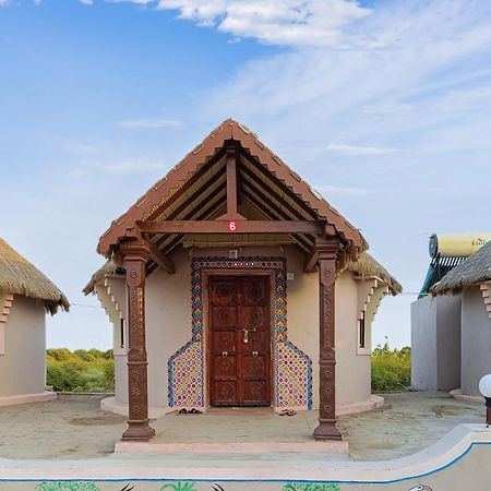 Dholavira Village Resort Esterno foto