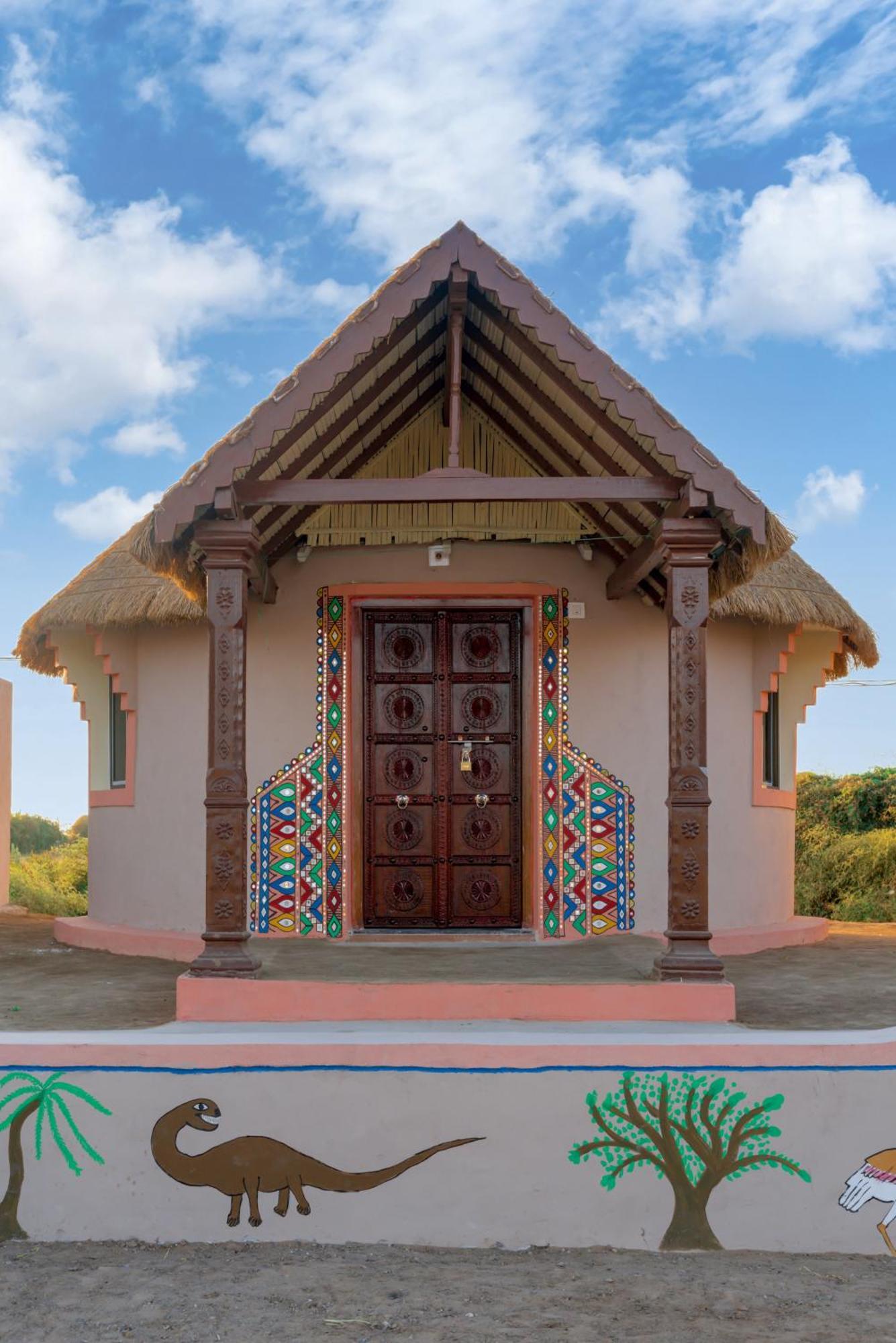 Dholavira Village Resort Esterno foto