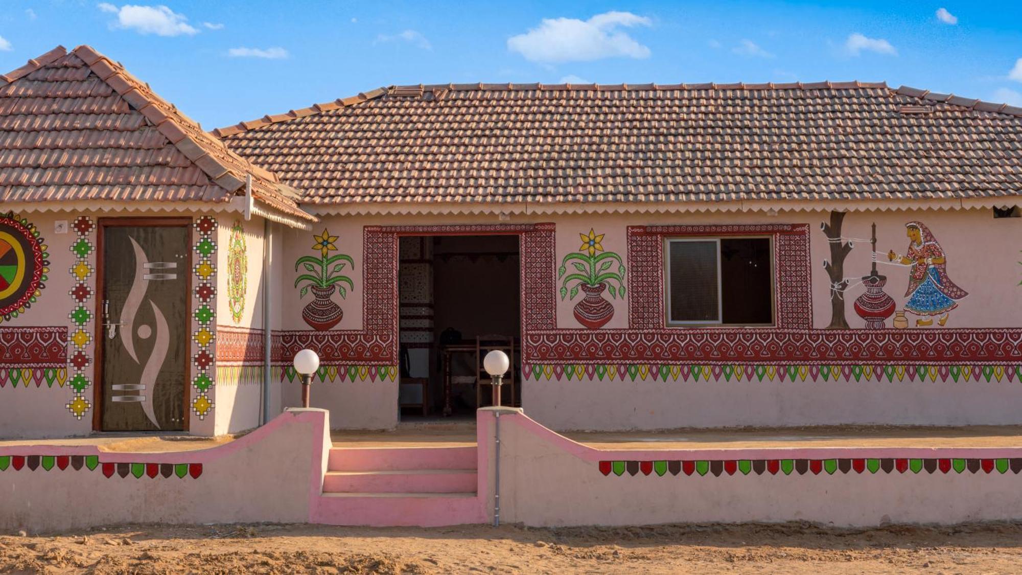 Dholavira Village Resort Esterno foto