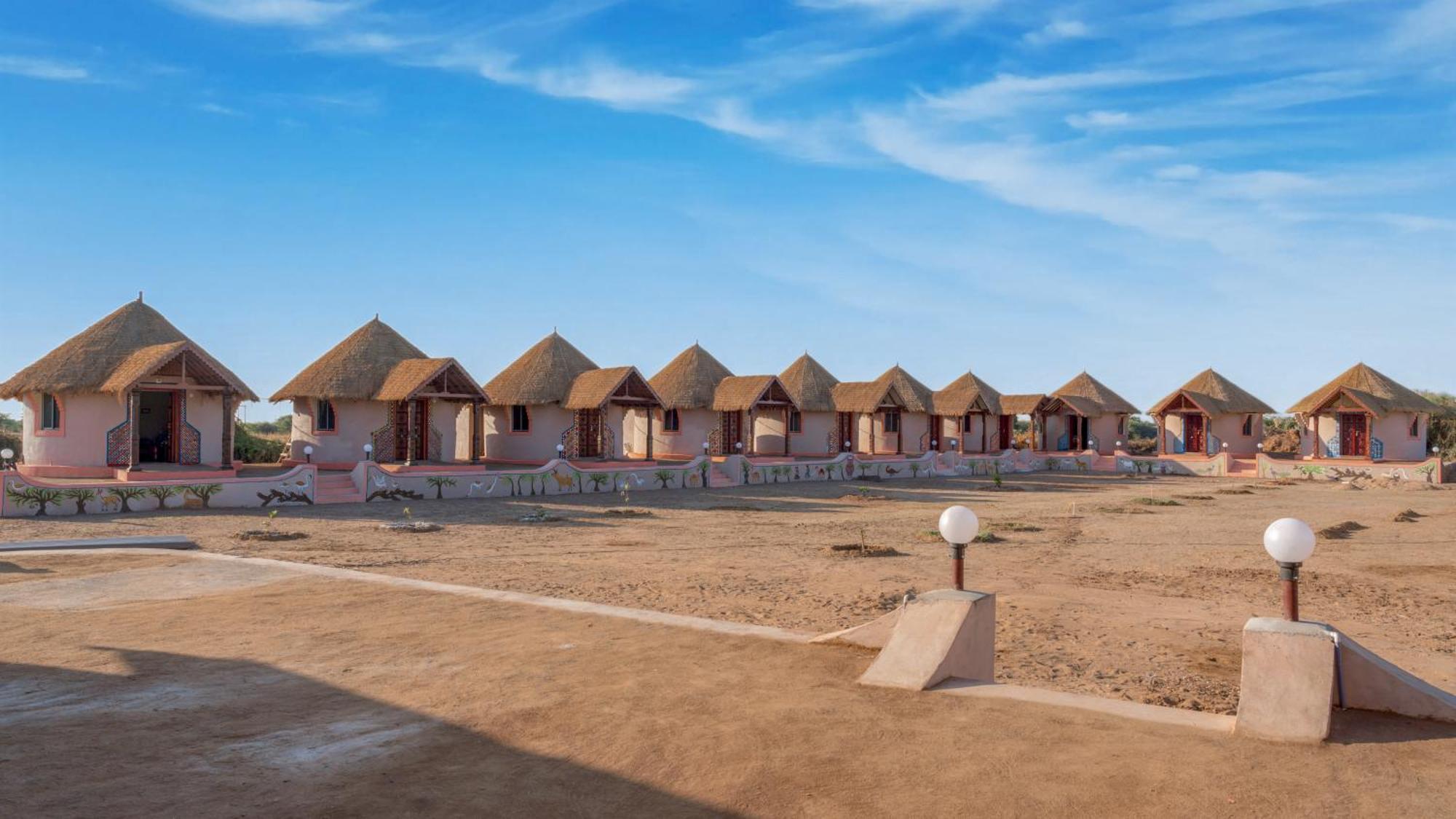 Dholavira Village Resort Esterno foto