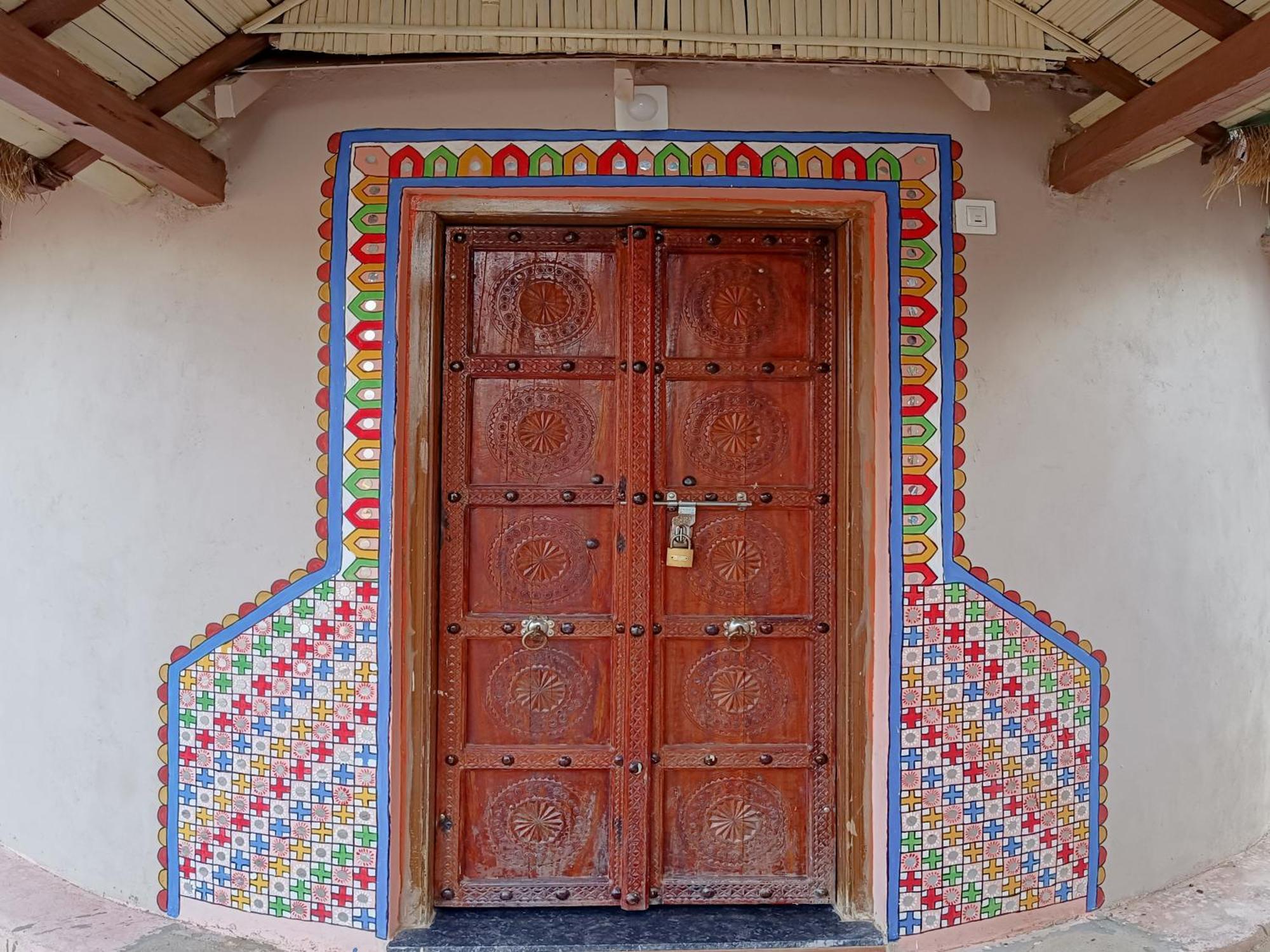 Dholavira Village Resort Esterno foto