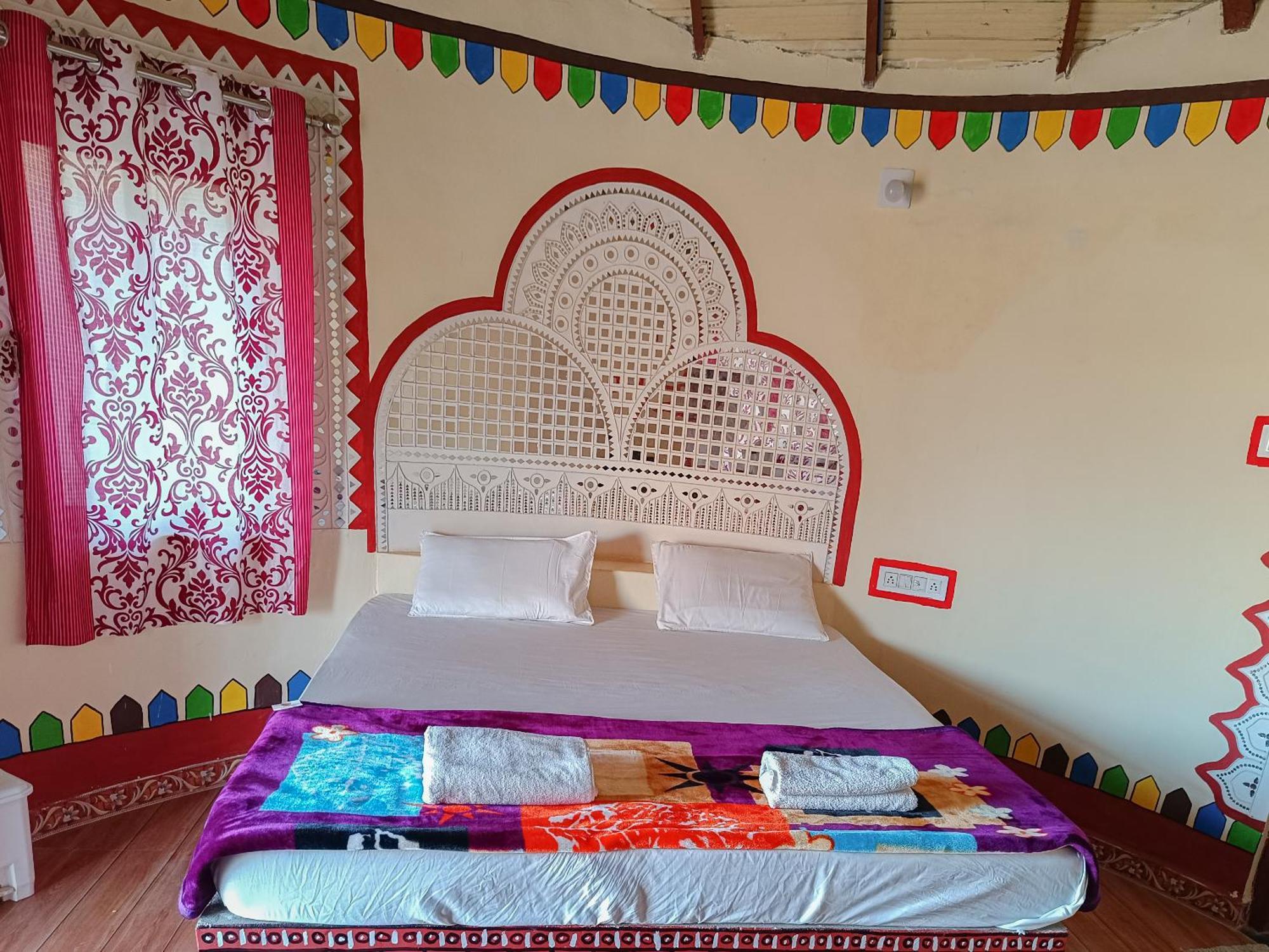 Dholavira Village Resort Esterno foto