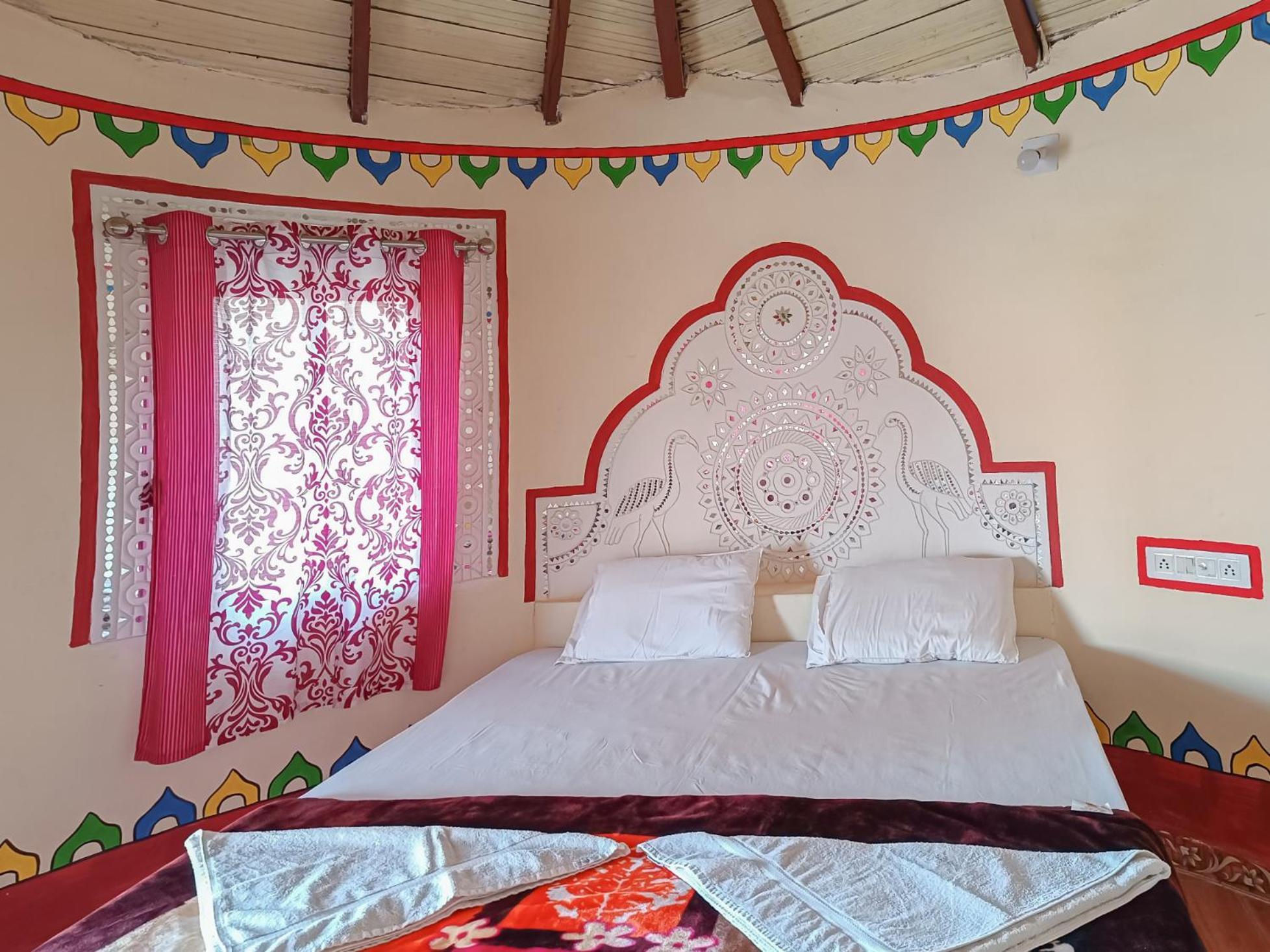 Dholavira Village Resort Esterno foto